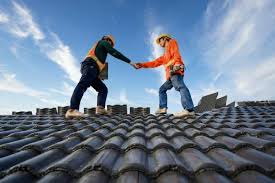 Best Roof Maintenance and Cleaning  in Bolivar, MO